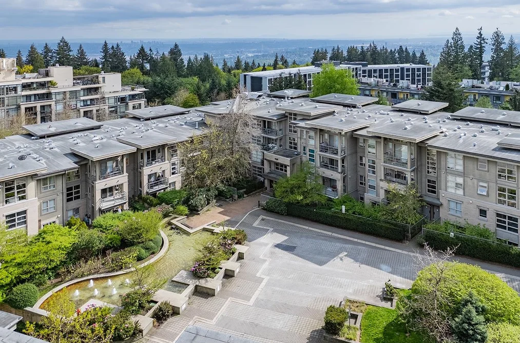 403 9339 UNIVERSITY CRESCENT, Burnaby BC V5A 4Y1, Burnaby BC — Residential for Sale - Photo 2