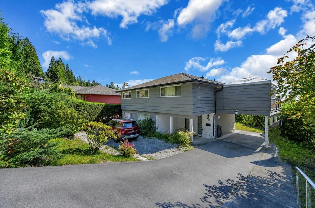 House for sale at 403 Newdale Court North Vancouver British Columbia - MLS: R3160933