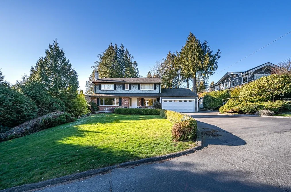 4032 RIPPLE ROAD, West Vancouver BC V7V 3K9, West Vancouver BC — Residential for Sale - Photo 2