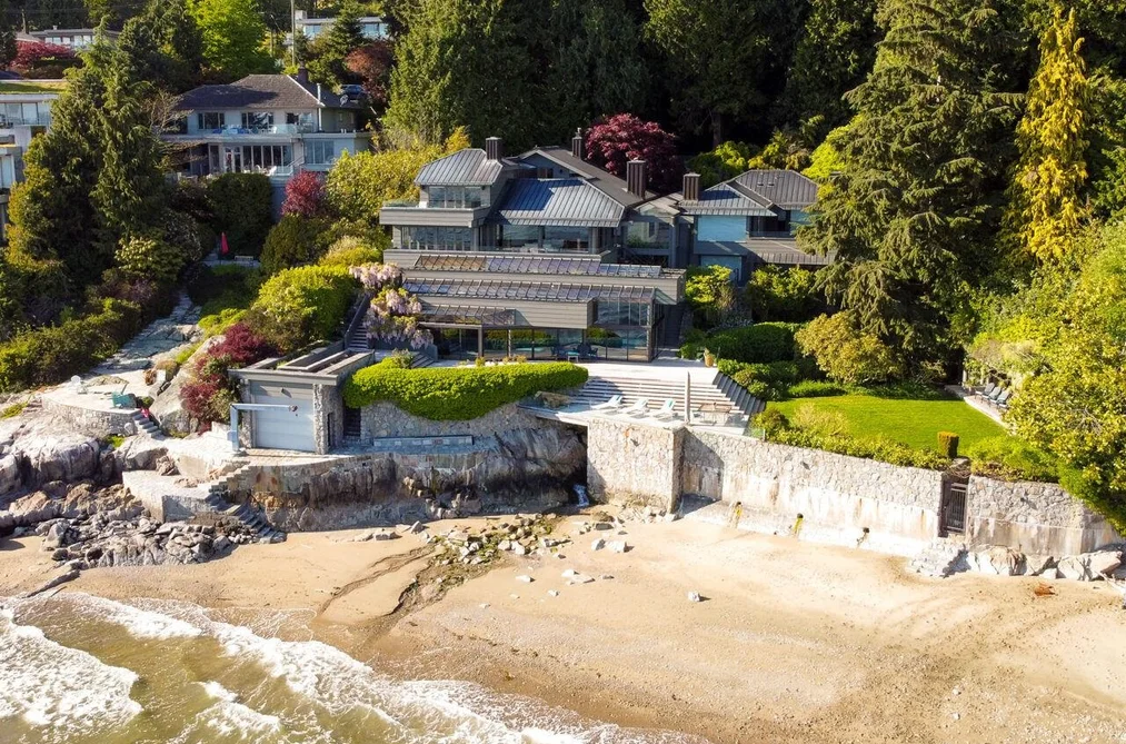 House for sale at 4036 Marine Drive West Vancouver British Columbia - MLS: R3066246