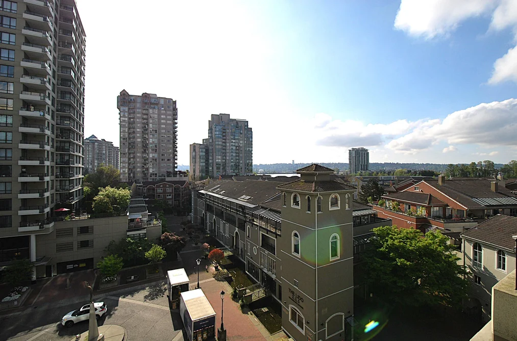 404 10 RENAISSANCE SQUARE, New Westminster BC V3M 7B1, New Westminster BC — Residential for Sale - Photo 3