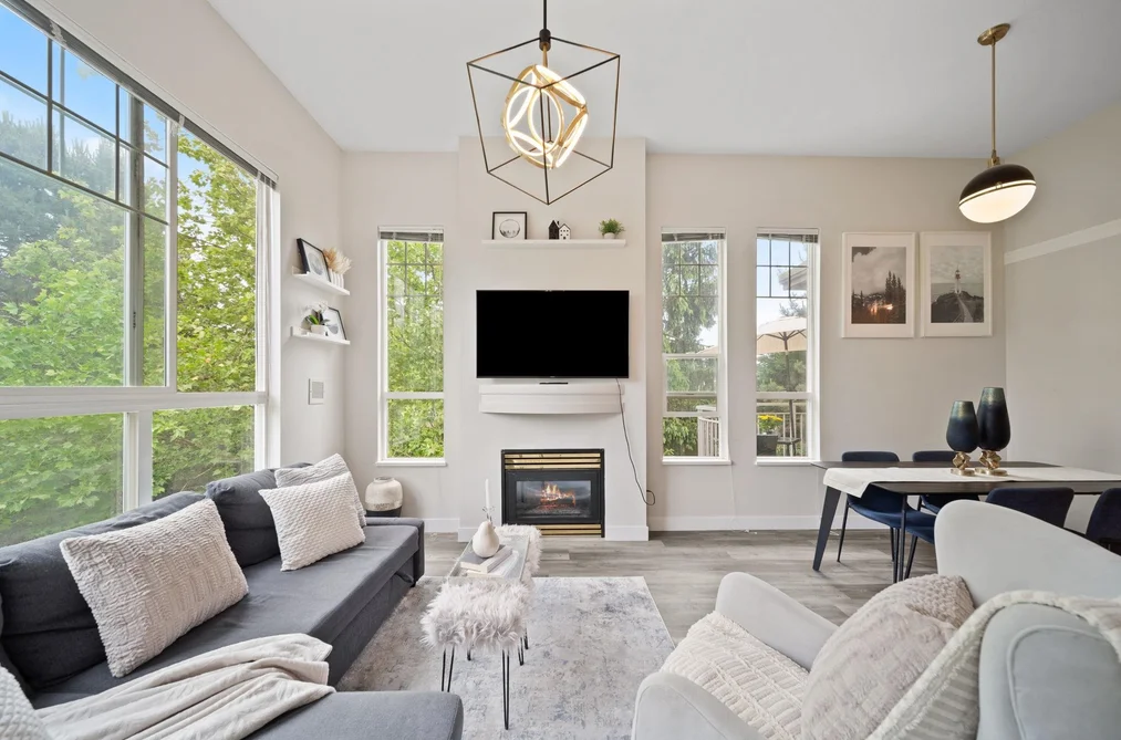 Condo for sale at 404 10186 155 Street Surrey British Columbia - MLS: R3133402