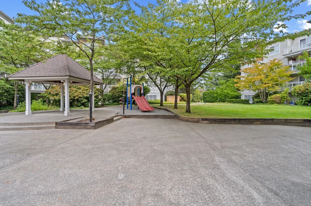 404 10186 155 STREET, Surrey, BC — Residential for Sale — Photo 26 of 37
