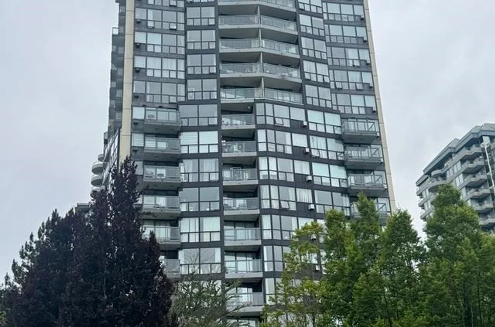 Condo for sale at 404 10899 University Drive Surrey British Columbia - MLS: R3146820