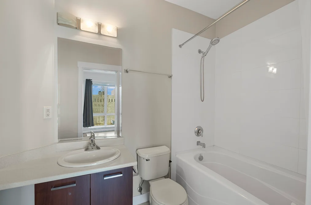 404 13339 102A, Surrey BC V3T 0C5, Surrey BC — Residential for Sale - Photo 6
