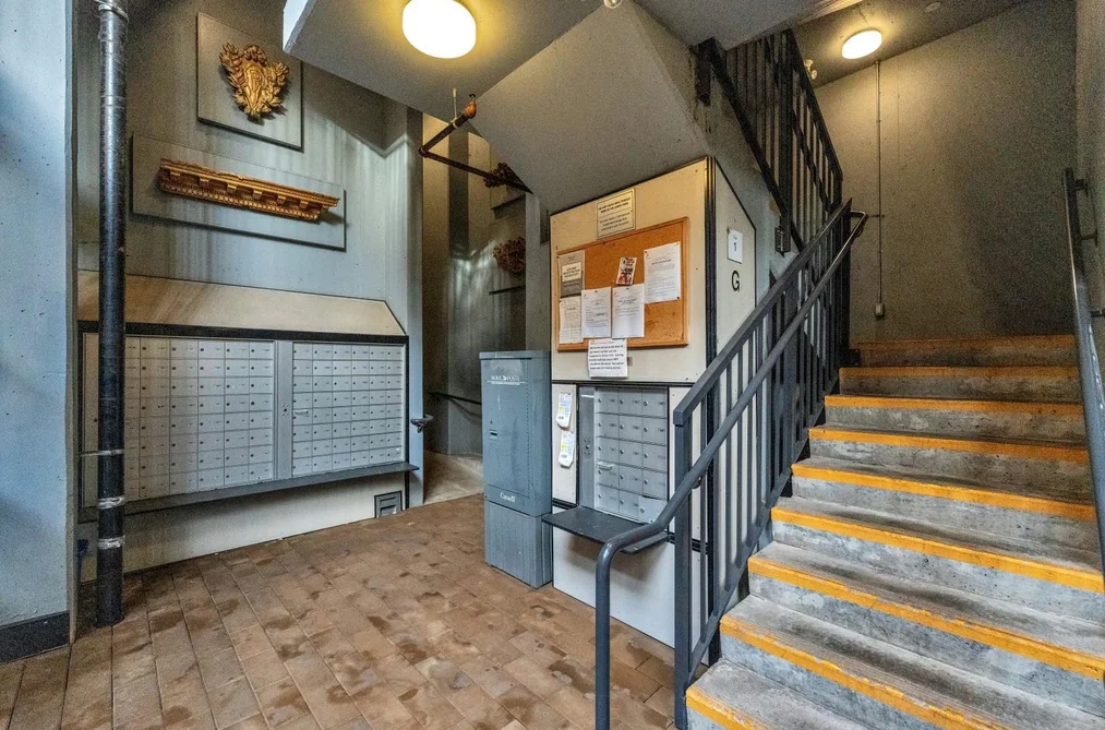 404 138 E HASTINGS STREET, Vancouver BC V6A 1N4, Vancouver BC — Residential for Sale - Photo 2