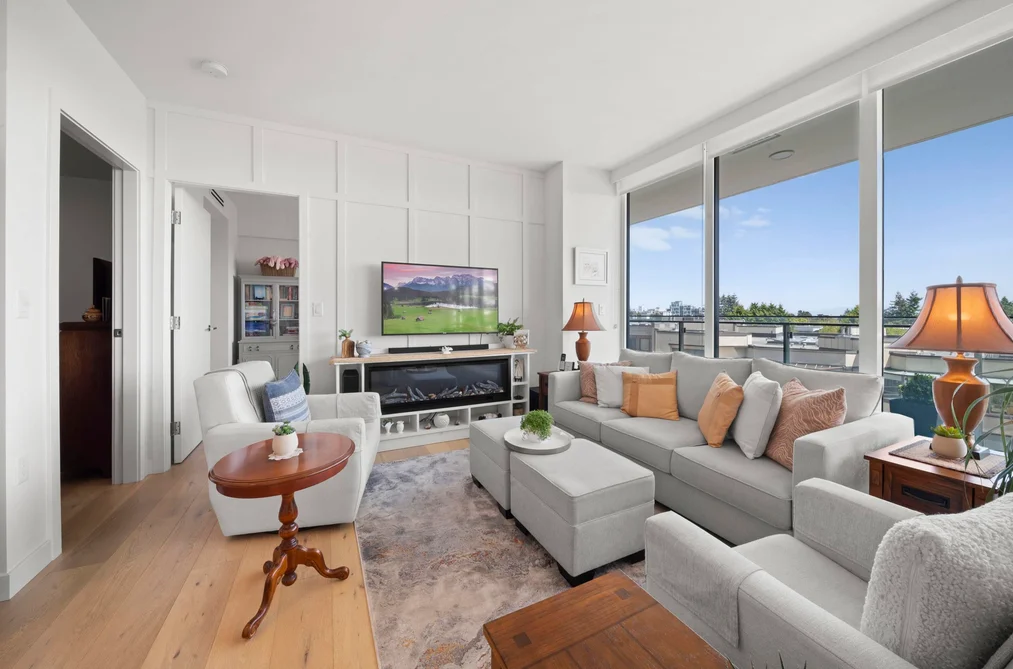 Condo for sale at 404 1439 George Street White Rock British Columbia - MLS: R3107424