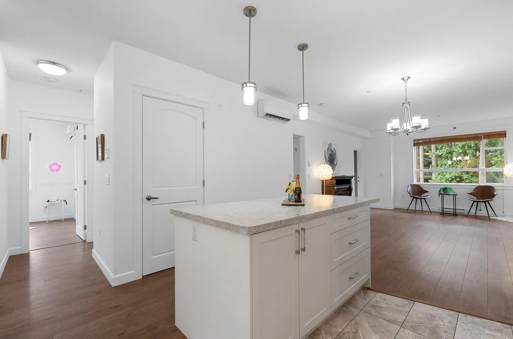 404 14588 MCDOUGALL DRIVE, Surrey BC V4P 0H1, Surrey BC — Residential for Sale - Photo 6