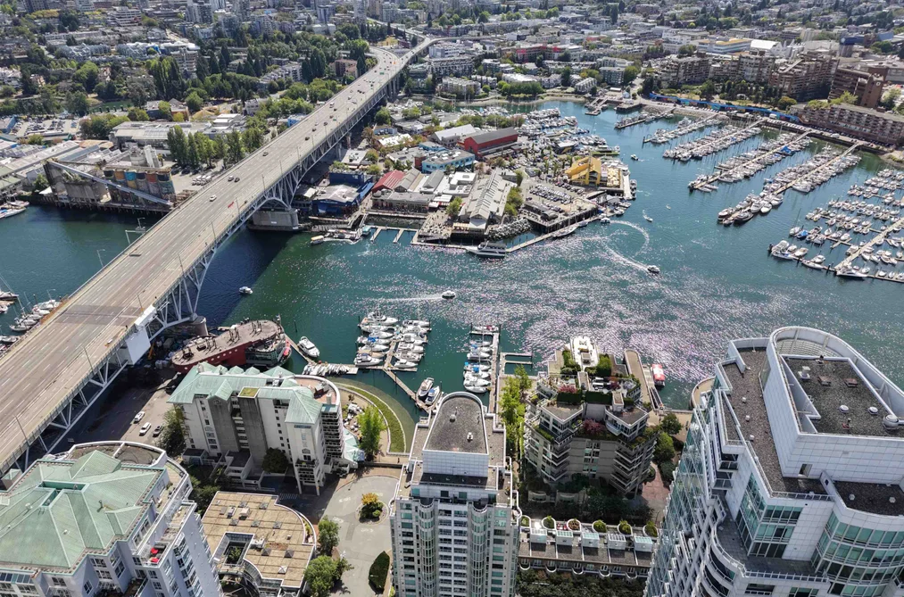 Condo for sale at 404 1501 Howe Street Vancouver British Columbia - MLS: R3153182