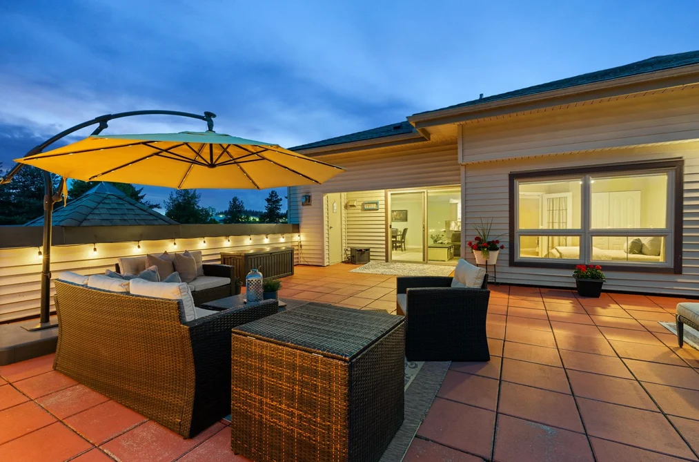 404 15220 GUILDFORD DRIVE, Surrey BC V3R 0Y6, Surrey BC — Residential for Sale - Photo 4