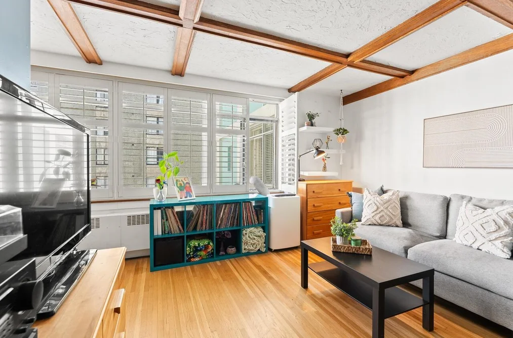 304 1975 PENDRELL STREET, Vancouver BC V6G 1T6, Vancouver BC — Residential for Sale - Main Photo