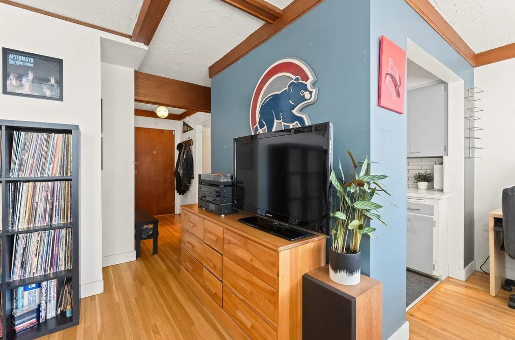 304 1975 PENDRELL STREET, Vancouver BC V6G 1T6, Vancouver BC — Residential for Sale — Photo 8 of 22