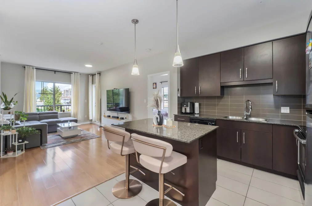 Townhouse for sale at 404 22290 North Avenue Maple Ridge British Columbia - MLS: R3103573