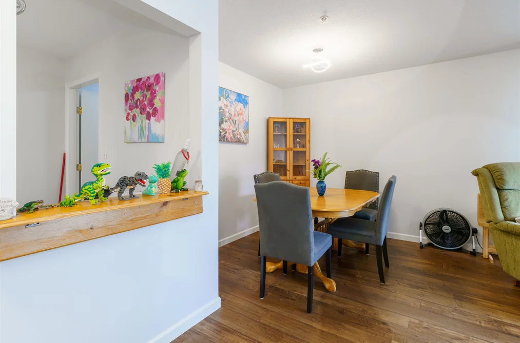 404 22351 ST ANNE AVENUE, Maple Ridge BC V2X 2E7, Maple Ridge BC — Residential for Sale - Photo 3