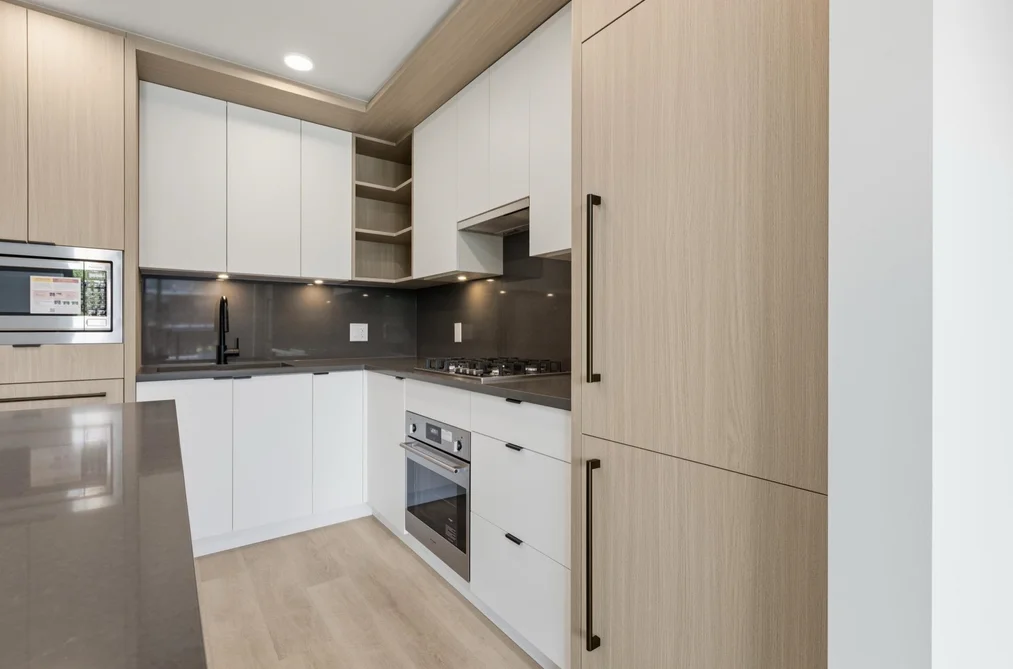 404 2268 E BROADWAY, Vancouver BC V5N 0L2, Vancouver BC — Residential for Sale - Photo 2