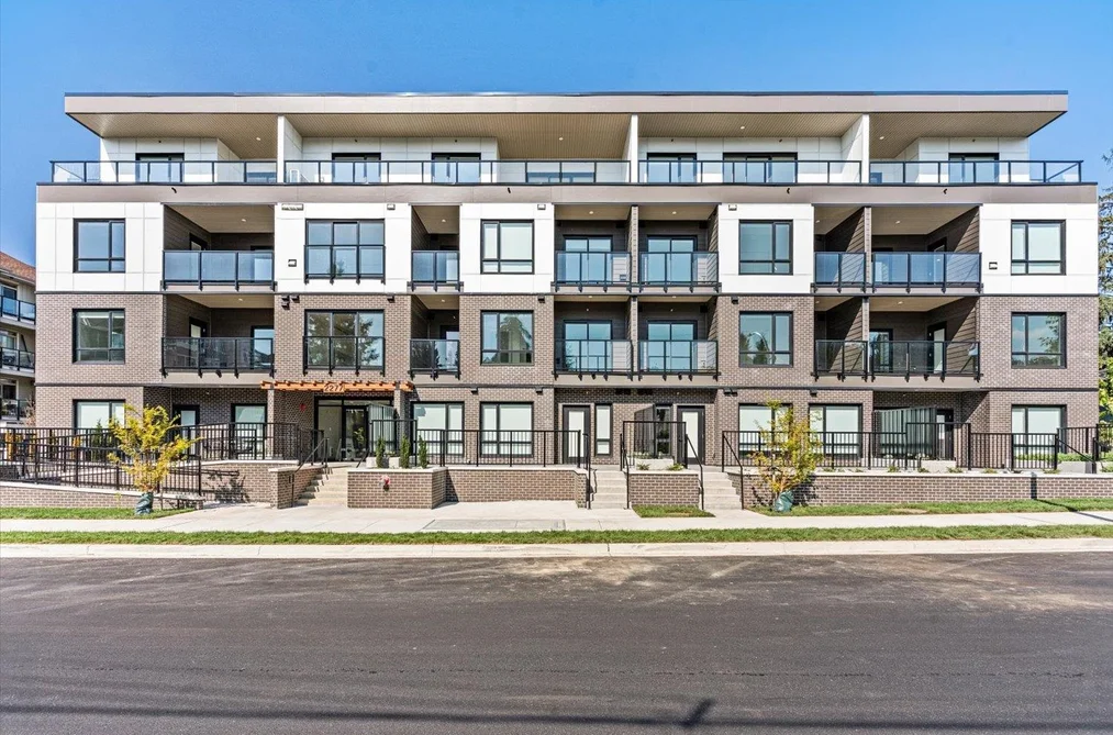 Condo for sale at 404 2277 Hawthorne Avenue Port Coquitlam British Columbia - MLS: R3124783