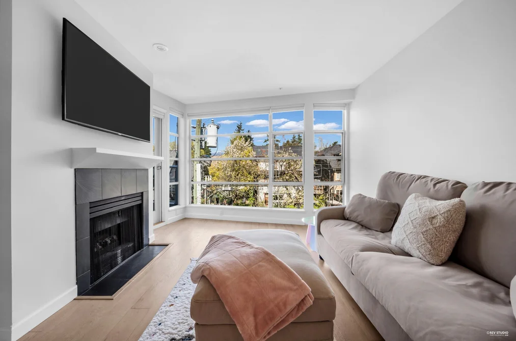 404 2575 W 4TH AVENUE, Vancouver BC V6K 1P5, Vancouver BC — Residential for Sale - Photo 2