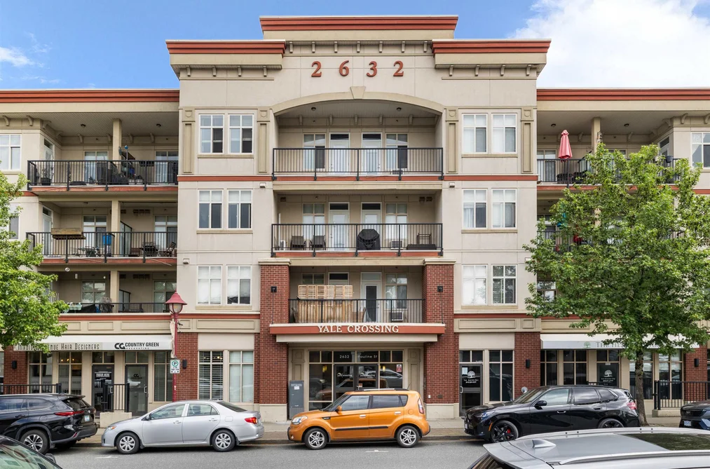 Condo for sale at 404 2632 Pauline Street Abbotsford British Columbia - MLS: R3129210