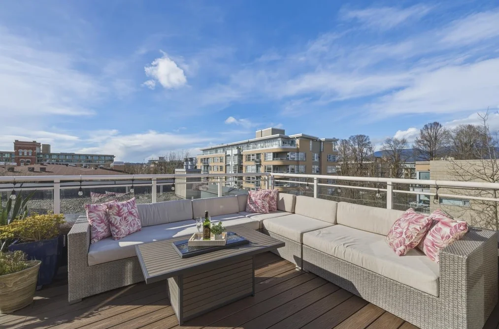 Condo for sale at 404 2768 Cranberry Drive Vancouver British Columbia - MLS: R3099802