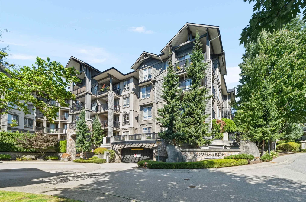 Condo for sale at 404 2969 Whisper Way Coquitlam British Columbia - MLS: R3162662