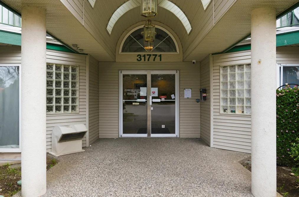 Condo for sale at 404 31771 Peardonville Road Abbotsford British Columbia - MLS: R3105751