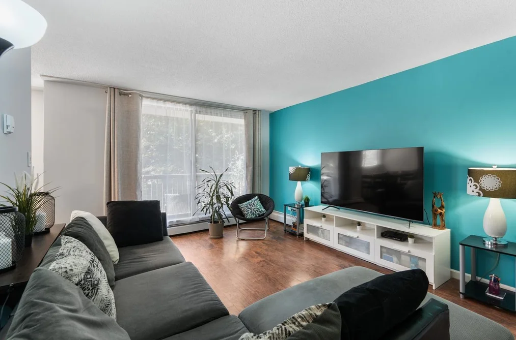 Condo for sale at 404 320 Royal Avenue New Westminster British Columbia - MLS: R3146693