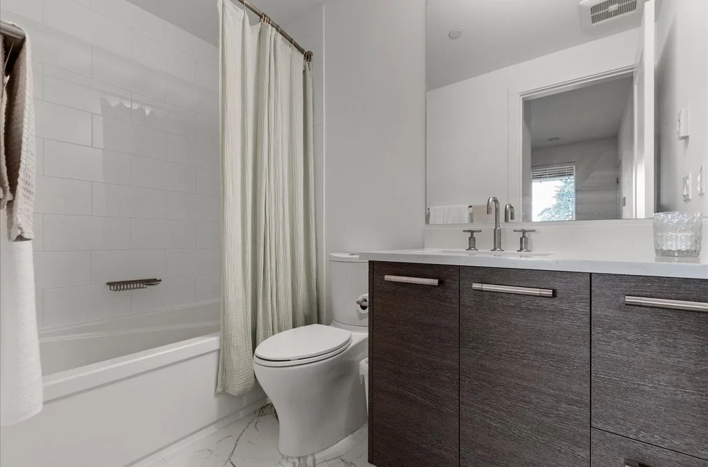 404 33540 MAYFAIR AVENUE, Abbotsford BC V2S 0J3, Abbotsford BC — Residential for Sale — Photo 25 of 40