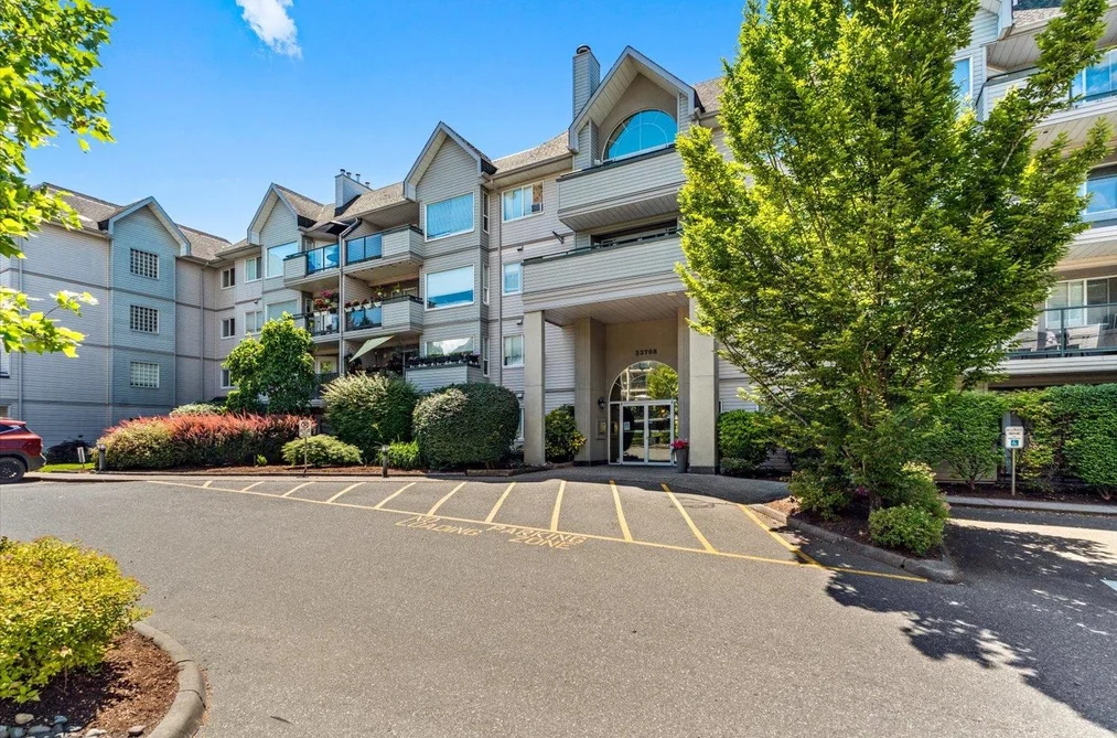 404 33708 KING ROAD, Abbotsford BC V2S 8C6, Abbotsford BC — Residential for Sale - Photo 2