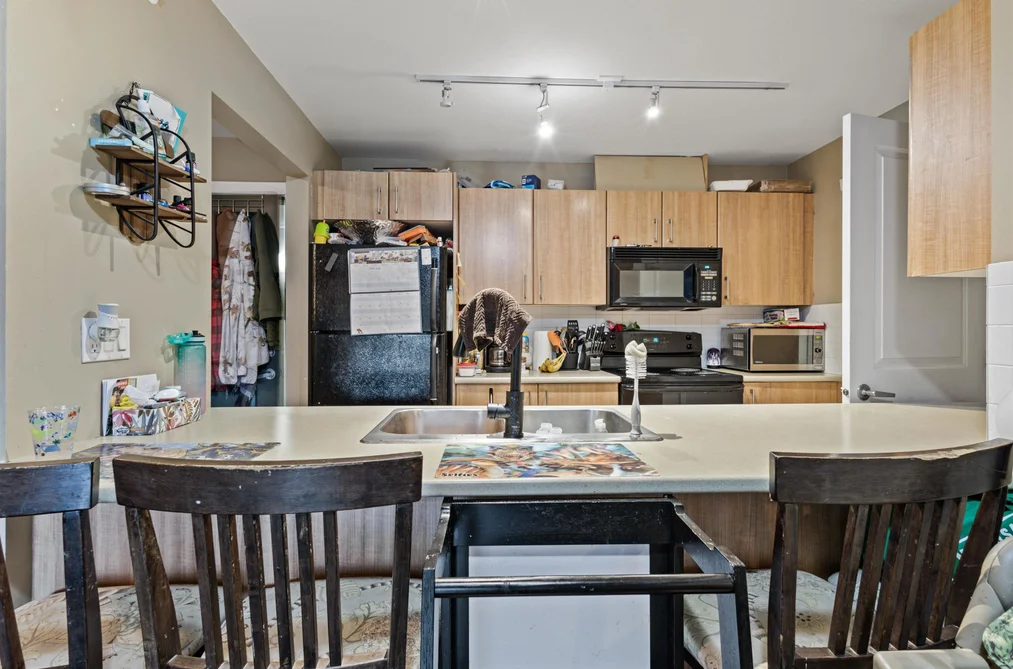 404 45561 YALE ROAD, Chilliwack BC V2P 0A8, Chilliwack BC — Residential for Sale - Photo 4