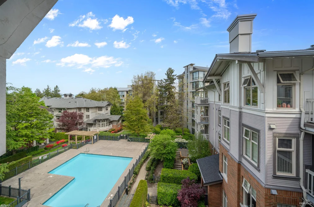 Condo for sale at 404 4883 Maclure Mews Vancouver British Columbia - MLS: R3122825