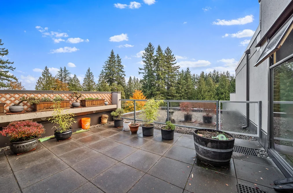 Condo for sale at 404 4900 Cartier Street Vancouver British Columbia - MLS: R3062727