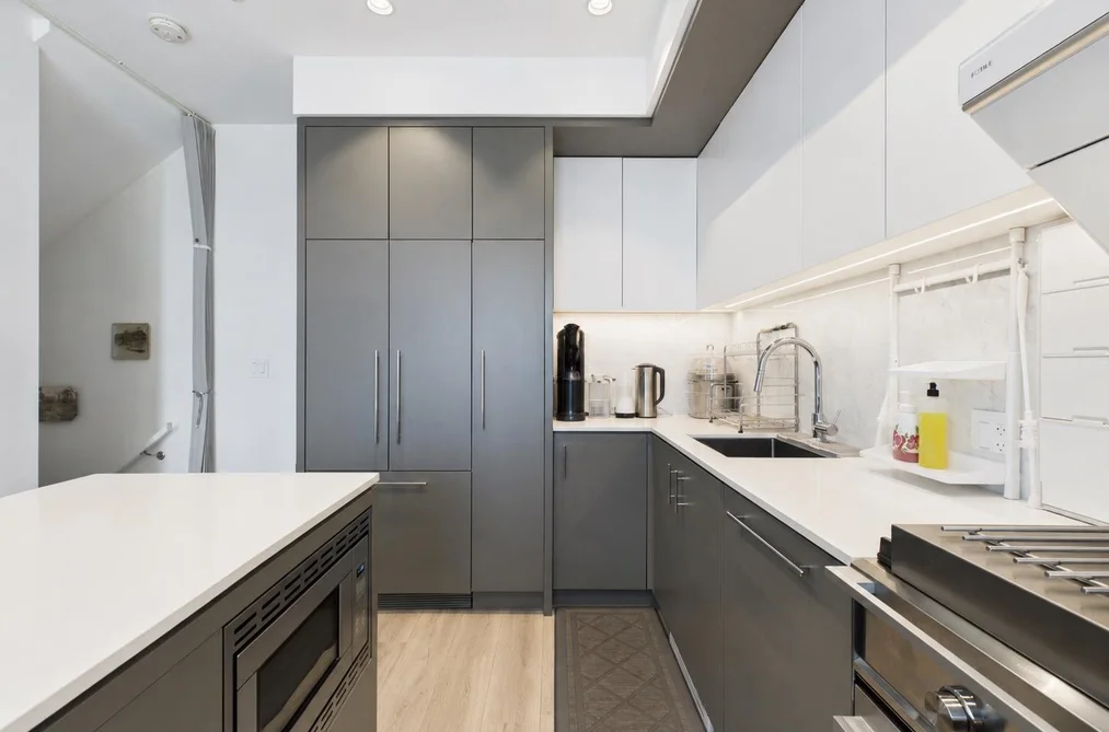 404 6085 IRMIN STREET, Burnaby BC V5J 5C5, Burnaby BC — Residential for Sale — Photo 10 of 34