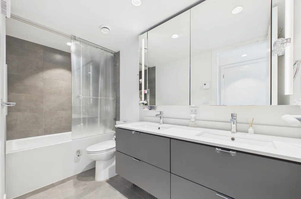 404 6085 IRMIN STREET, Burnaby BC V5J 5C5, Burnaby BC — Residential for Sale — Photo 15 of 34