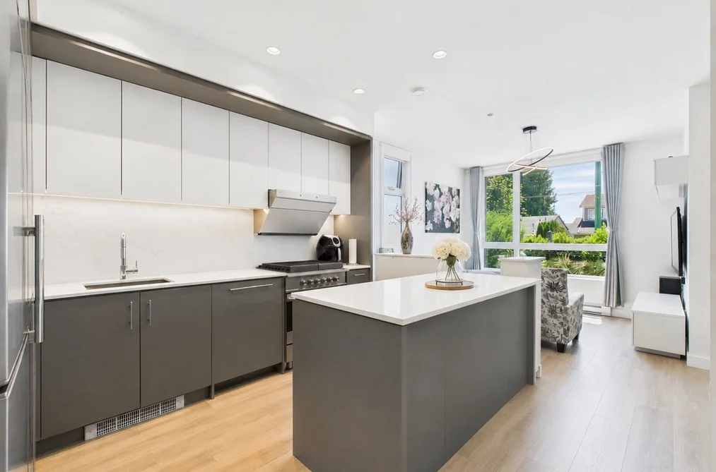 404 6085 IRMIN STREET, Burnaby BC V5J 5C5, Burnaby BC — Residential for Sale — Photo 9 of 34