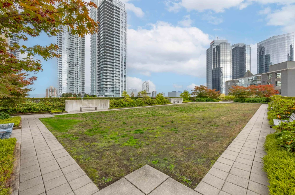 404 6240 MCKAY AVENUE, Burnaby BC V5H 4L8, Burnaby BC — Residential for Sale - Photo 7