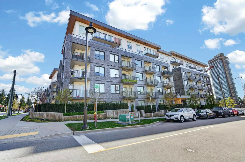 Condo for sale at 404 648 Lea Avenue Coquitlam British Columbia - MLS: R3119447