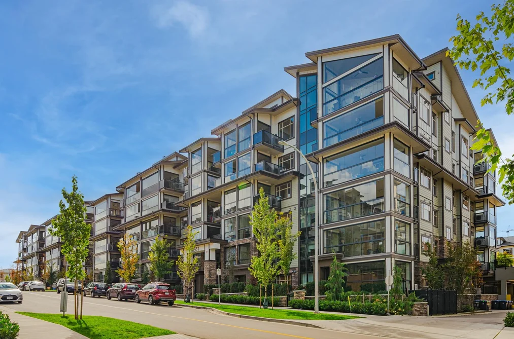 Condo for sale at 404 8561 203a St Street Langley British Columbia - MLS: R3069318