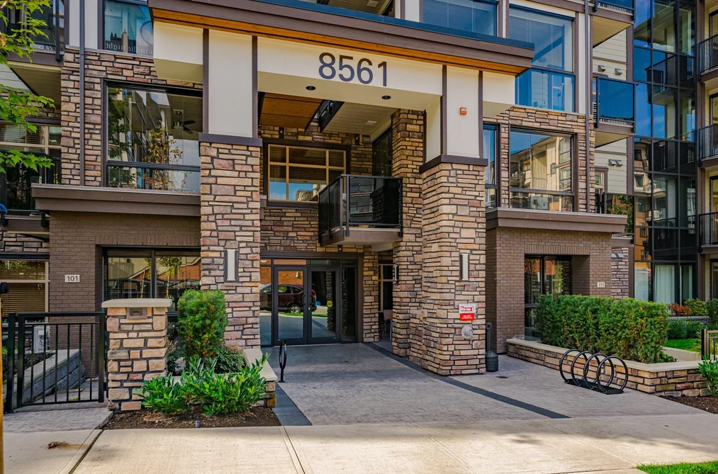 404 8561 203A ST STREET, Langley BC V2Y 3L7, Langley BC — Residential for Sale - Photo 3