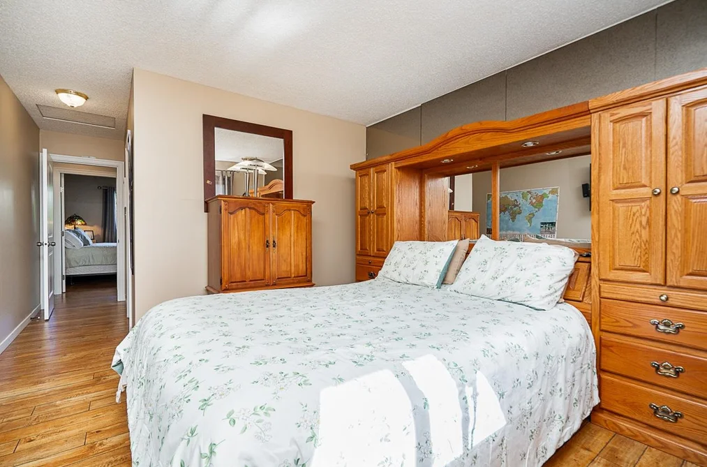 404 MUNDY STREET, Coquitlam, BC — Residential for Sale — Photo 16 of 38