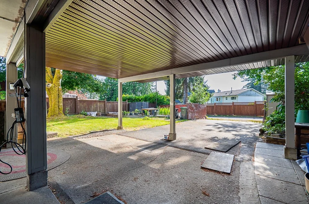 404 MUNDY STREET, Coquitlam, BC — Residential for Sale — Photo 35 of 38