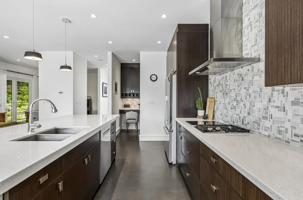 4041 Prospect Road, North Vancouver, BC - MLS: R3165217 - Photo 10 4041 Prospect Road, North Vancouver, BC - MLS: R3165217 - Photo 10