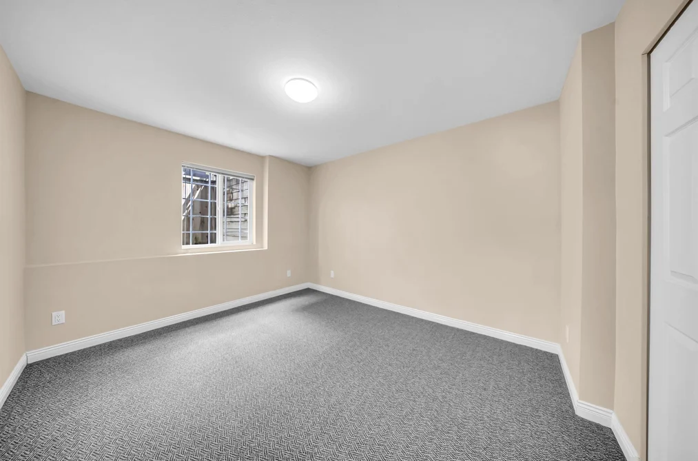 4049 CURLE AVENUE, Burnaby, BC — Residential for Sale — Photo 36 of 39