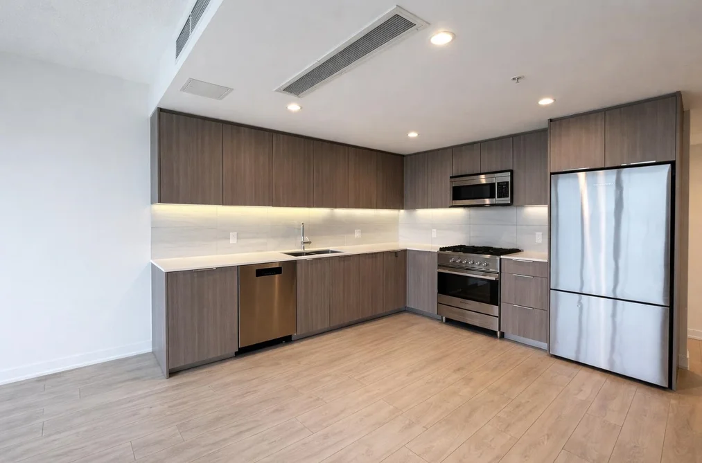 405 1401 HUNTER STREET, North Vancouver BC V7J 0E2, North Vancouver BC — Residential for Sale - Photo 4