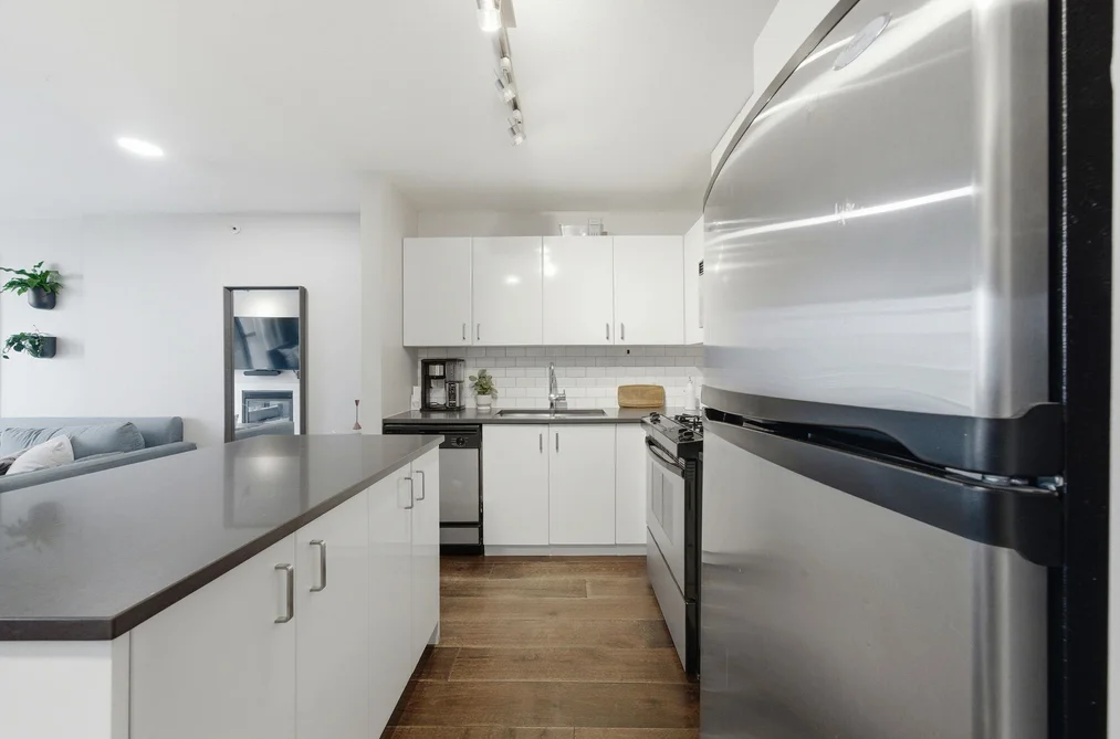 405 155 W 1ST STREET, North Vancouver BC V7M 3N8, North Vancouver BC — Residential for Sale - Photo 5