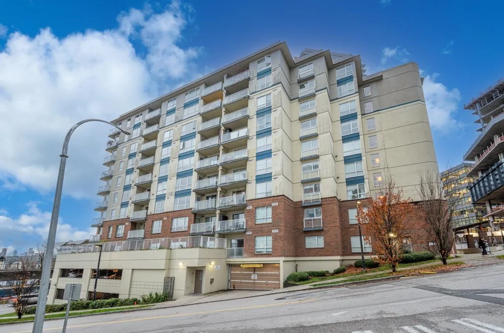 Condo for sale at 405 200 Keary Street New Westminster British Columbia - MLS: R3121528