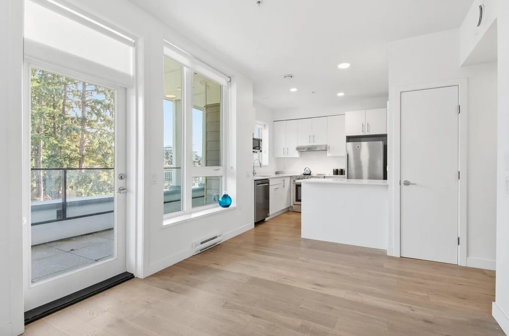 405 2137 CHESTERFIELD AVENUE, North Vancouver BC V7M 2P7, North Vancouver BC — Residential for Sale - Photo 4