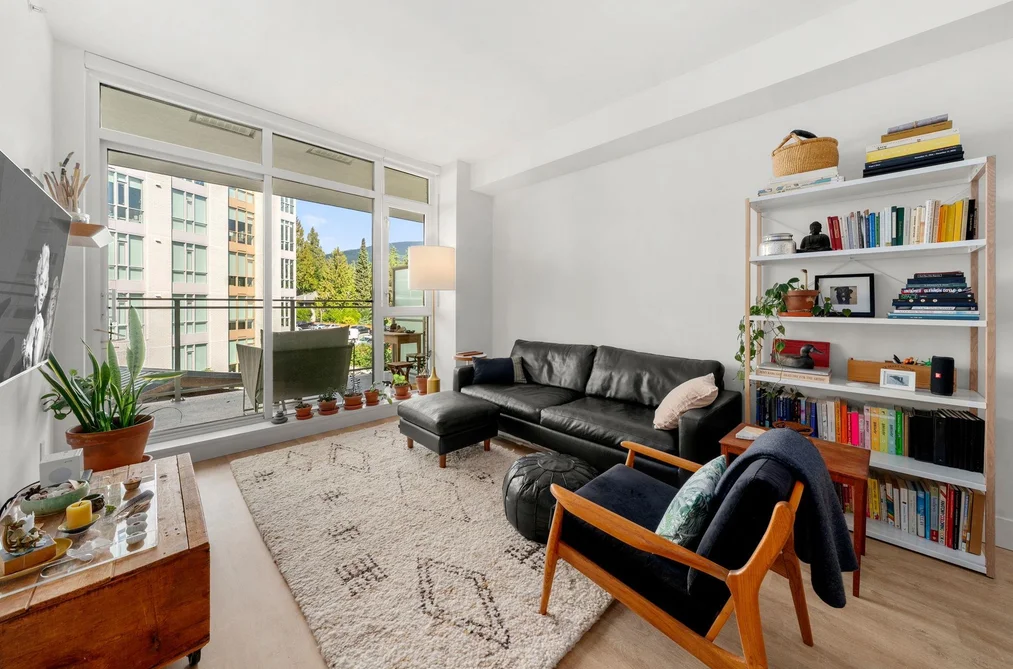 Condo for sale at 405 2385 Emery Court North Vancouver British Columbia - MLS: R3164935