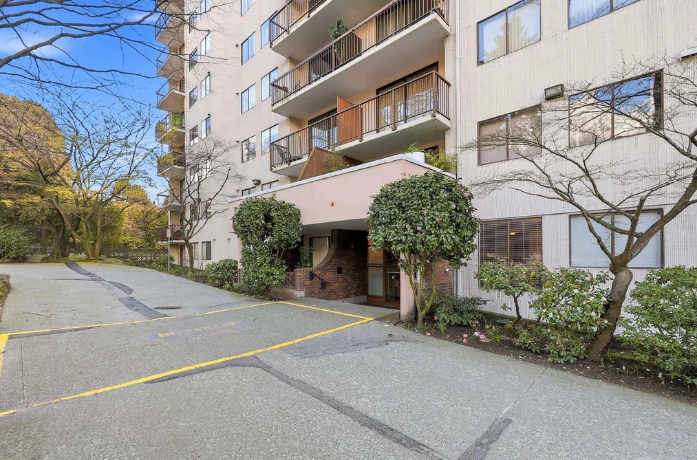 405 320 ROYAL AVENUE, New Westminster BC V3L 5C6, New Westminster BC — Residential for Sale - Photo 3