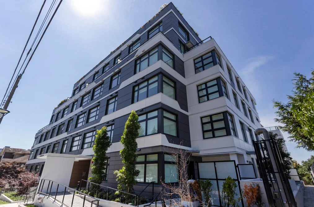 Condo for sale at 405 3264 Vanness Avenue Vancouver British Columbia - MLS: R3169196