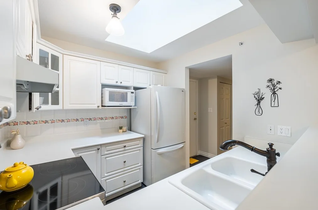 405 3658 BANFF COURT, North Vancouver BC V7H 2Z9, North Vancouver BC — Residential for Sale — Photo 16 of 39